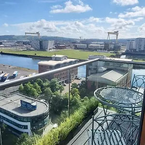  Homestay Sailortown - 4 Star Luxury
